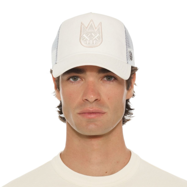 Cult's Clean Logo Mesh Back Trucker Hat - Imagen 5