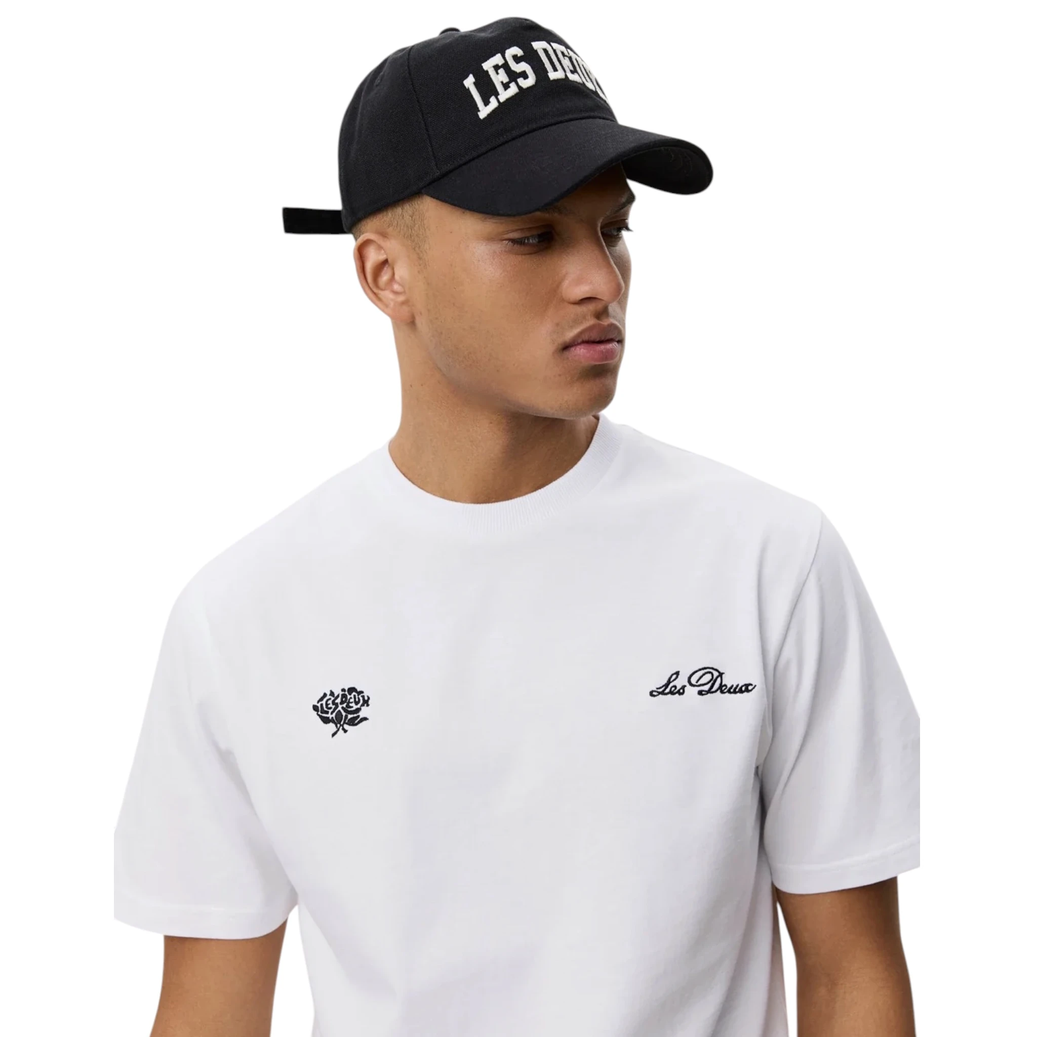 LES DEUX THSIRT DEUX WHITE